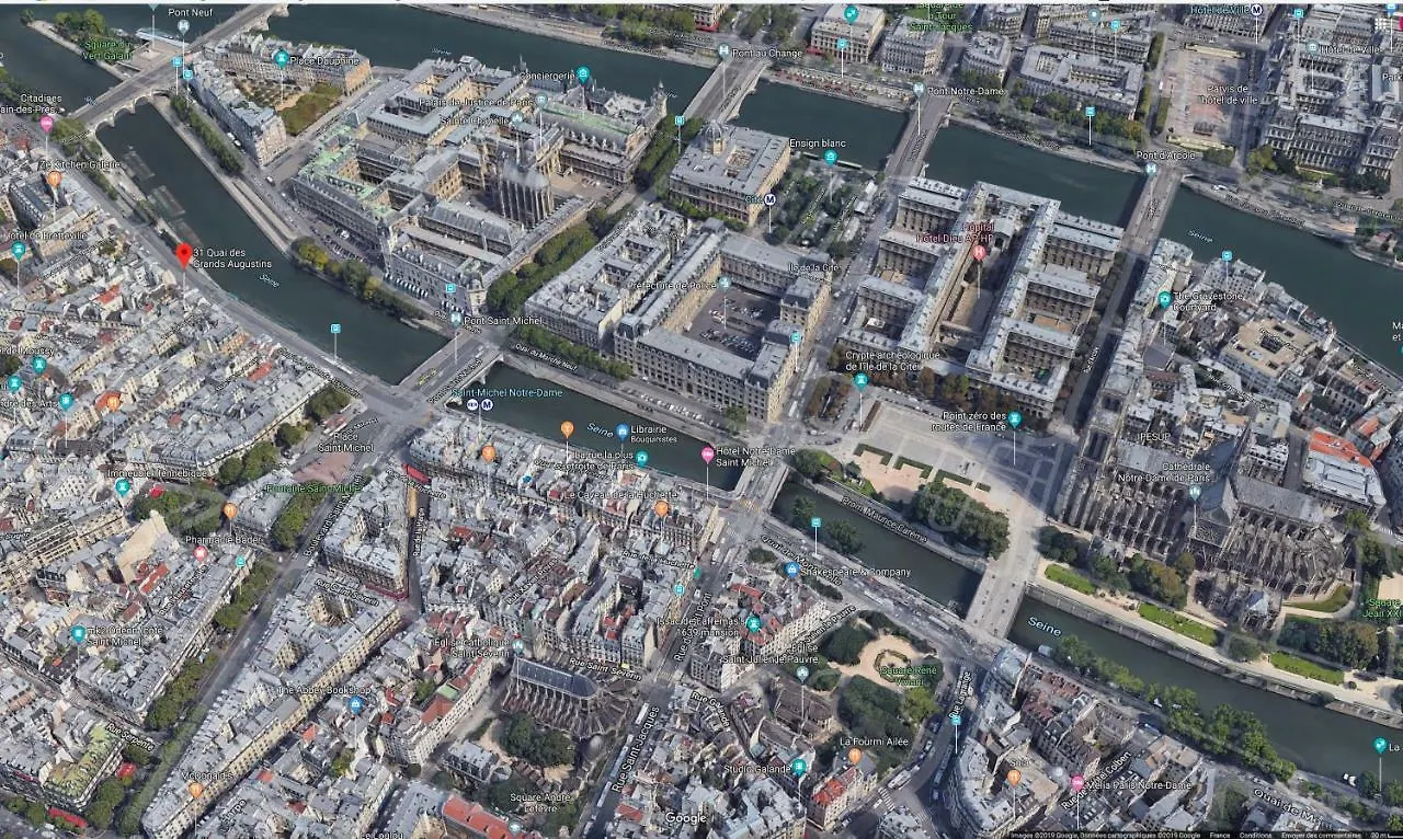 Hr Quai Augustins - Notre Dame Paris Apartment